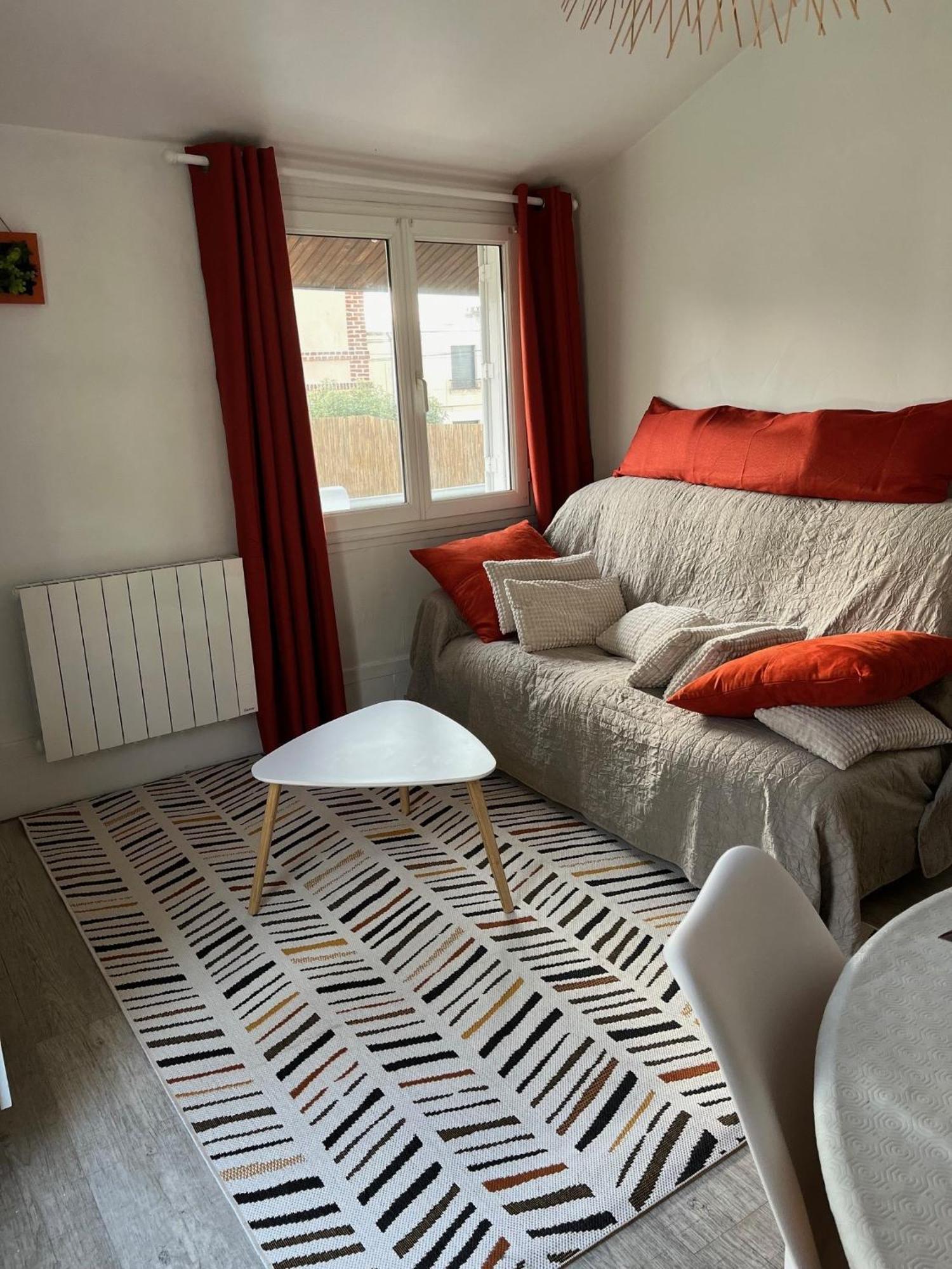 Lalyne- Maison De Charme Et Son Studio Trouville Sur Mer Ngoại thất bức ảnh